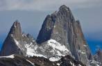O famoso Cerro Fitz Roy, no Parque Nacional Los Glaciares, em El Chaltén, na patagônia argentina